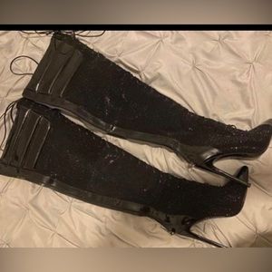 Black Jennifer Le size 38